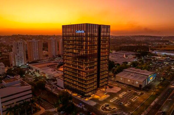 Sky Galleria — Campinas, ao entardecer